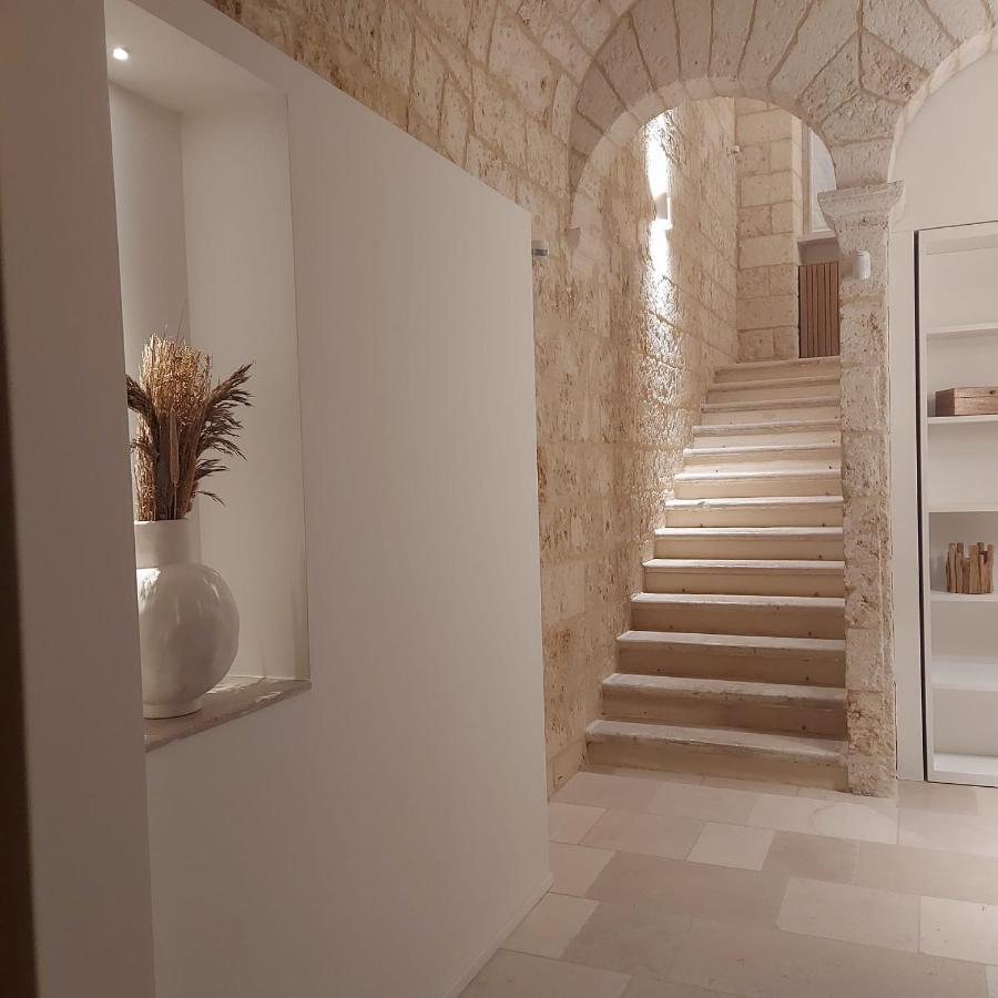 バーリ Palazzo Momi Bed & Breakfast エクステリア 写真