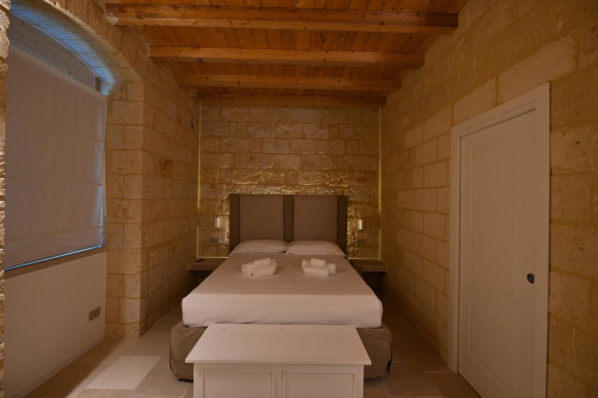 バーリ Palazzo Momi Bed & Breakfast エクステリア 写真