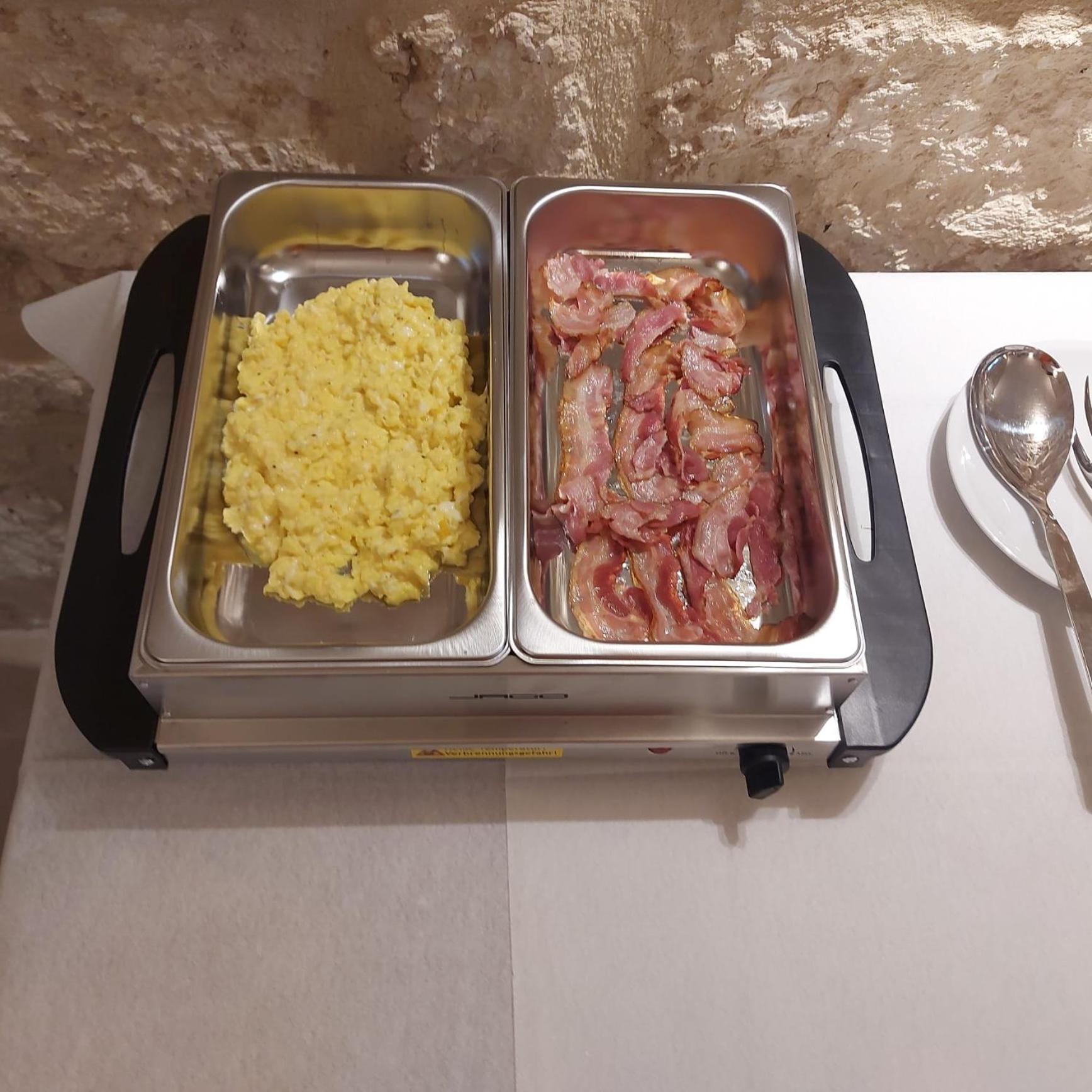 バーリ Palazzo Momi Bed & Breakfast エクステリア 写真